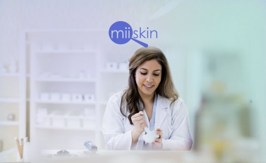 Compounded dermatology medication being prepared by a healthcare professional, illustrating an article about top rated dermatology compounding pharmacies in the US.